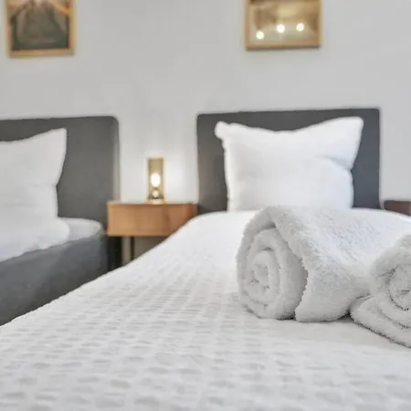 Schoene - 5 Betten Apartament Essen